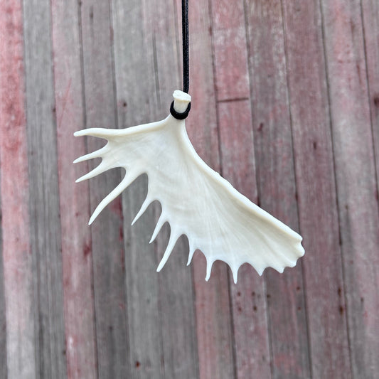 Moose Dangler (White)