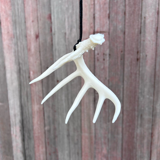 Whitetail Dangler (White)